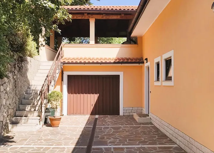 Pergola *